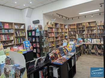 Vente librairie spécialisée au centre de Lunel
