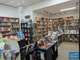Vente librairie spécialisée au centre de Lunel