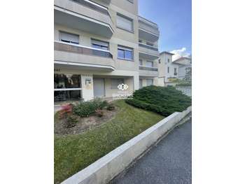 Bureau 75m² à vendre la Varenne Saint Hilaire