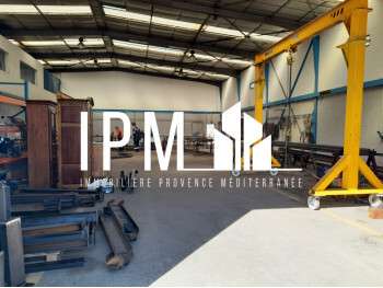 A vendre local d'activités 645m² à Port de Bouc ZI