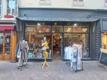 Vente FDC décoration et souvenirs à aix-les-Bains