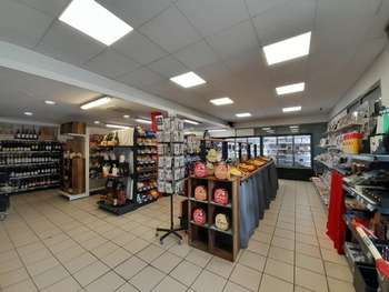 A vendre FDC Vival tabac FDJ 110m² village du 17