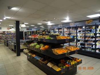 Vente très belle supérette de 250m² à Fougères