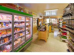 Vente  Magasin  Alimentation Les Moussi&egrave;res