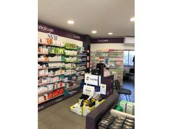 A vendre pharmacie réputée secteur Vaucluse