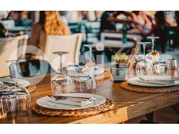 AV restaurant à thèmes avec terrasse à La Rochelle