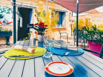Joli restaurant traditionnel renommé sur Etampes