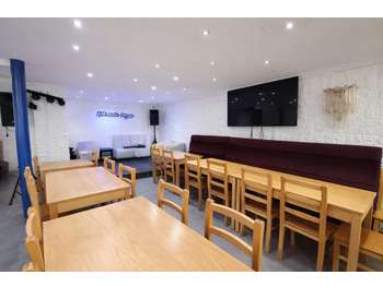 Rare  restaurant avec scène musicale + licence IV