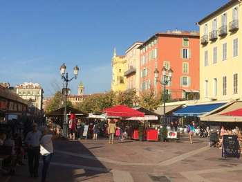 Vente bar brasserie lic IV à Nice cours Saleya