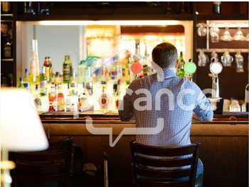 Fonds de commerce bar à vendre proche de Carhaix