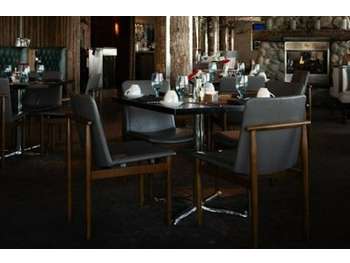 Bar restaurant
