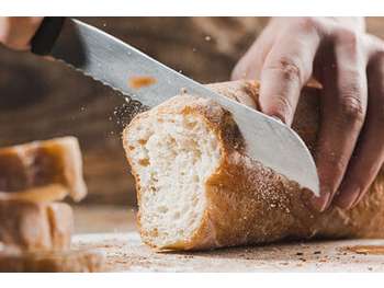 AV boulangerie idéalement placée dans joli coin 13