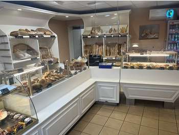 AV belle boulangerie à 200m de la mer Côte d'Azur