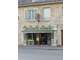 Vente boulangerie face à l'église du village 14