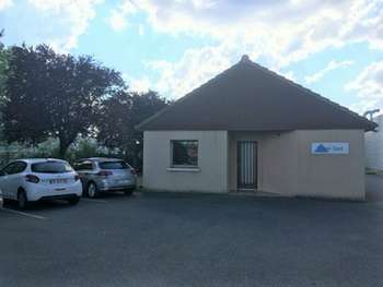 Local d'activité de 225m² à vendre à Châtellerault