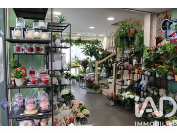 Vente FDC fleuriste empl N°1 à Tiercé