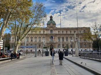 Vente restaurant du midi à Marseille Préfecture