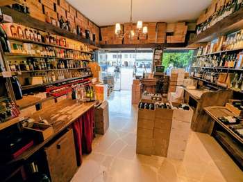 Vente cave à vins empl premium à Chambéry centre