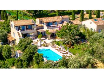 Propriété Golfe de St Tropez. Mer à pied