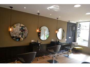 AV salon de coiffure et d'esthétique à 25km d'Alès