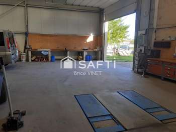 AV FDC garage 410m² secteur prisé près de Saintes