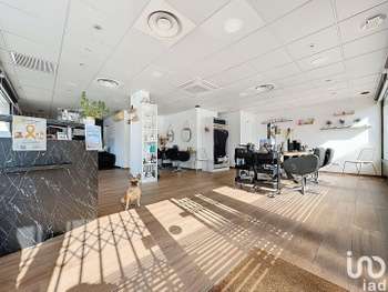 Vente salon de coiffure seul au village à Nozay