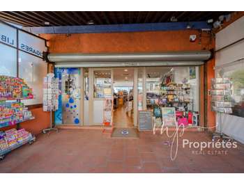AV FDC tabac librairie à Rayol-Canadel-sur-Mer