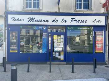 Cède civette avec logement + jardin privé Esternay