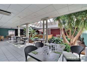 Vente hôtel-restaurant charmant au cœur de Lorris