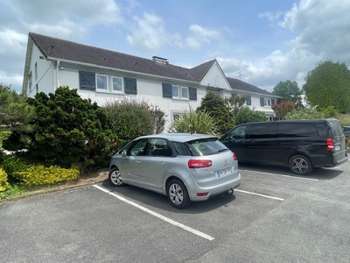 Hôtel 3 *** sous enseigne à vendre à Orthez (64)
