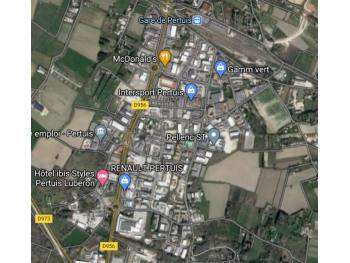 Local de 714m² à vendre Pertuis 84120