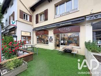 Vente local et fdc snack de 90m² à Valdeblore