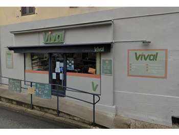 Grande épicerie VIVAL à reprendre vers Gannat