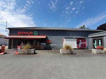 AV FDC Spar avec boucherie tradi Sauze Vaussais
