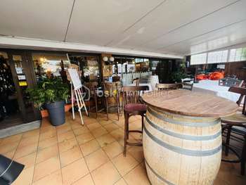 Vente joli restaurant à 2mn de la mer à Hyères