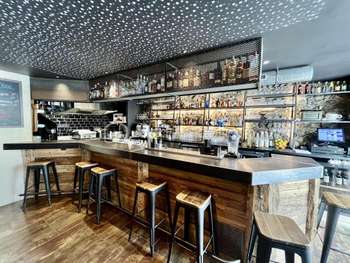Superbe Fond de commerce Bar-Restaurant