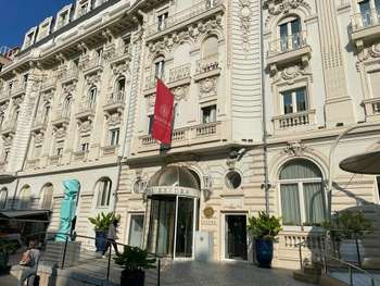 Vente affaire exceptionnelle avec terrasse à Nice