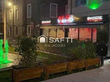 Vente bar restaurant excellente visibilité à Alès
