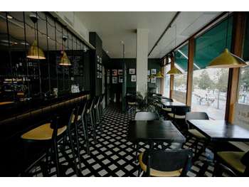 Restaurant traditionnel à vendre empl n°1