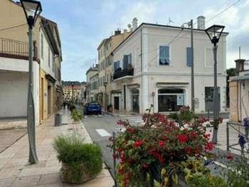 A vendre restaurant en ville côtière de Vallauris