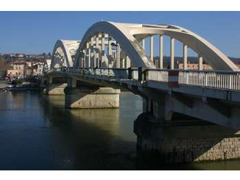Droit au bail 50m² NEUVILLE sur Saône