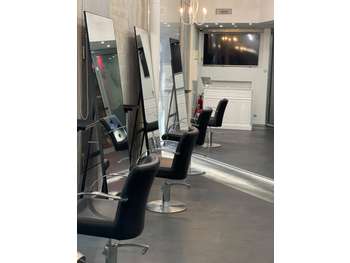 AV salon de coiffure très bien placé à Montpellier