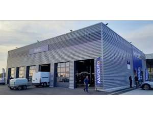 Vente  Garage - Station service A 25 Km A L'Ouest D'Orl&eacute;ans