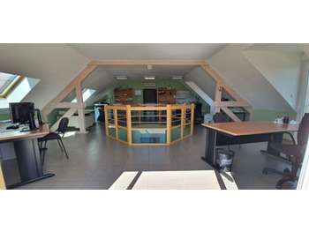 Locaux commerciaux 161m² à Montceau-les-Mines