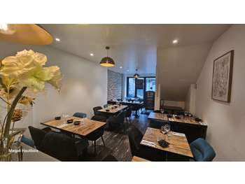 Vente immeuble mixte centre ville de Pontorson