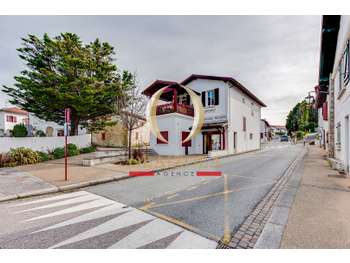 Vente immeuble avec appart et local proche Bidart