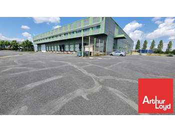 AV bâtiment indus 4563m² Poitiers empl stratégique