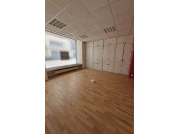 A vendre local commercial 70m² à Vannes centre