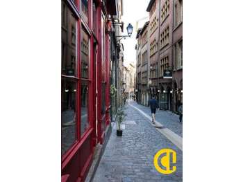 Cède local de 73m² emplacement N°1 à Lyon 69004