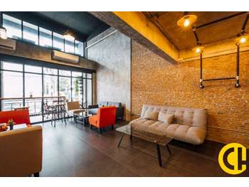 DAB superbe local commercial 130m² à Saint-Fons 